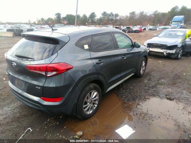 Photo 3 VIN: KM8J3CA45HU547327 - HYUNDAI TUCSON 