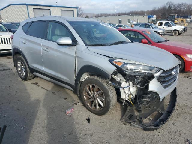 Photo 3 VIN: KM8J3CA45HU585379 - HYUNDAI TUCSON 