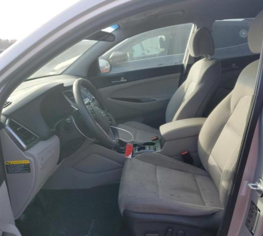 Photo 6 VIN: KM8J3CA45HU585379 - HYUNDAI TUCSON 