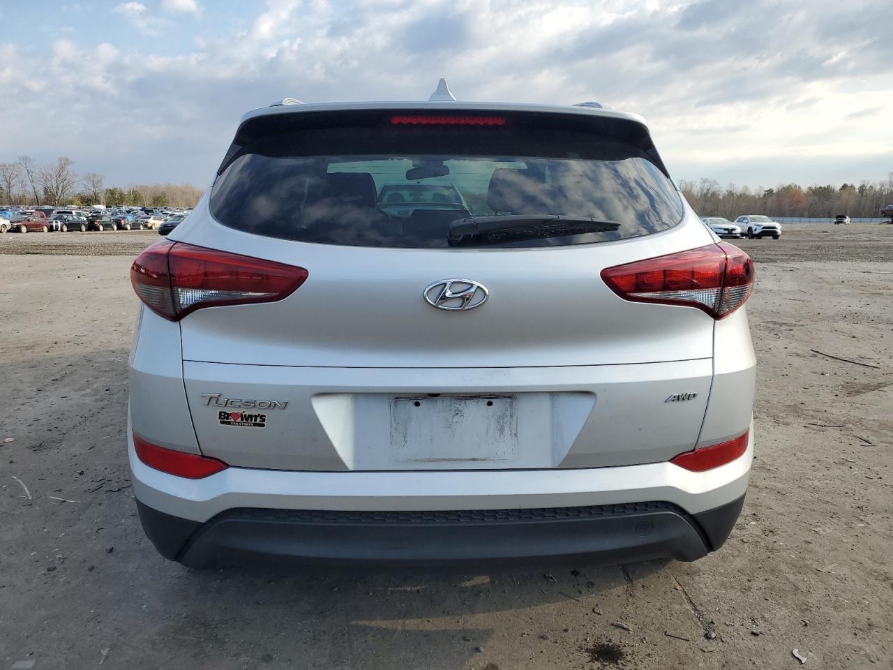 Photo 5 VIN: KM8J3CA45JU601859 - HYUNDAI TUCSON 