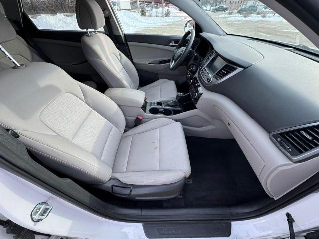 Photo 4 VIN: KM8J3CA45JU712475 - HYUNDAI TUCSON SEL 