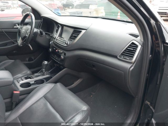 Photo 4 VIN: KM8J3CA45JU712654 - HYUNDAI TUCSON 