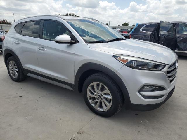 Photo 3 VIN: KM8J3CA45JU733049 - HYUNDAI TUCSON SEL 