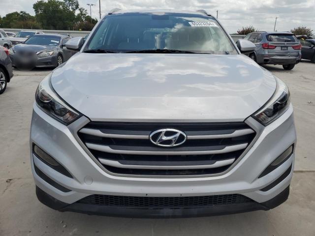 Photo 4 VIN: KM8J3CA45JU733049 - HYUNDAI TUCSON SEL 