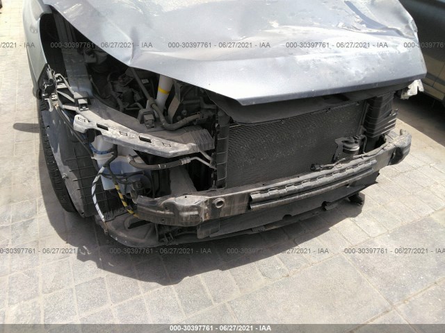 Photo 5 VIN: KM8J3CA45JU753348 - HYUNDAI TUCSON 