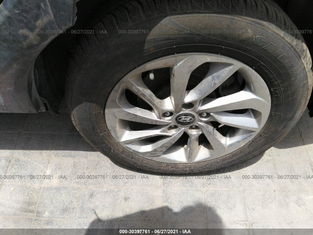 Photo 6 VIN: KM8J3CA45JU753348 - HYUNDAI TUCSON 