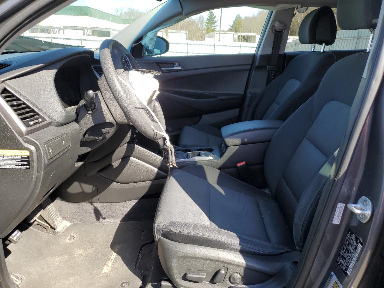 Photo 6 VIN: KM8J3CA45JU823995 - HYUNDAI TUCSON 