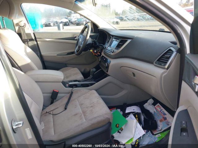 Photo 4 VIN: KM8J3CA46GU053749 - HYUNDAI TUCSON 