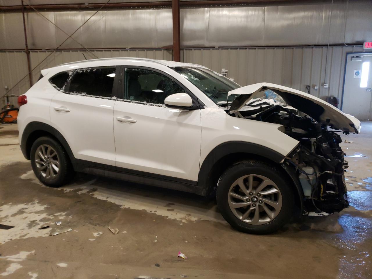 Photo 3 VIN: KM8J3CA46GU059874 - HYUNDAI TUCSON 