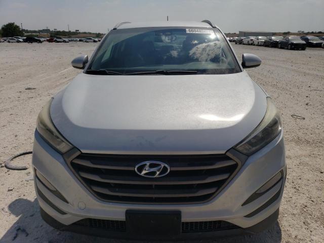 Photo 4 VIN: KM8J3CA46GU129499 - HYUNDAI TUCSON LIM 