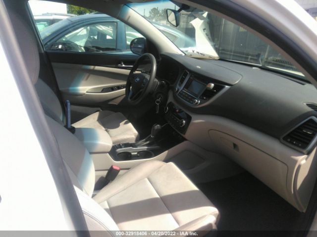 Photo 4 VIN: KM8J3CA46GU134329 - HYUNDAI TUCSON 