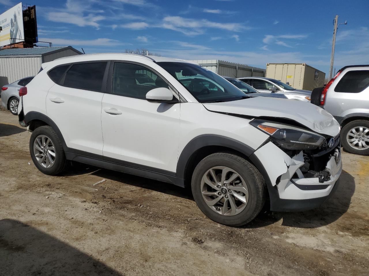 Photo 3 VIN: KM8J3CA46GU161661 - HYUNDAI TUCSON 