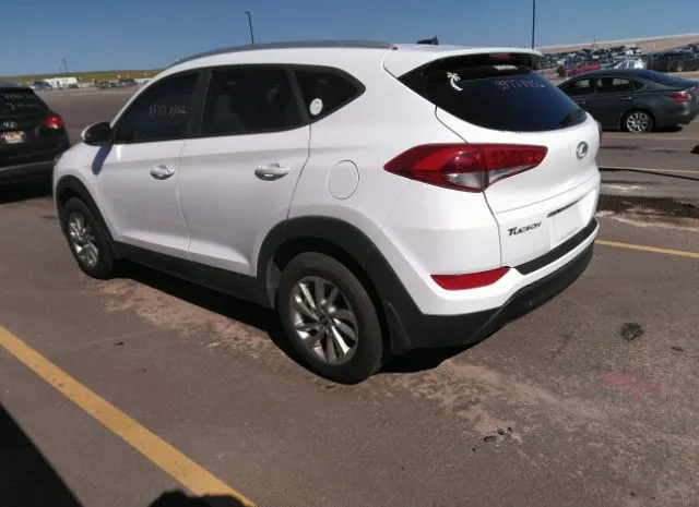 Photo 2 VIN: KM8J3CA46GU220871 - HYUNDAI TUCSON 