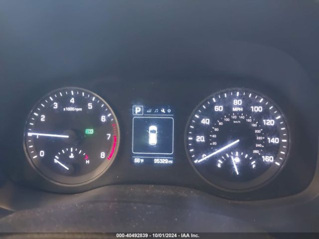 Photo 6 VIN: KM8J3CA46HU316940 - HYUNDAI TUCSON 