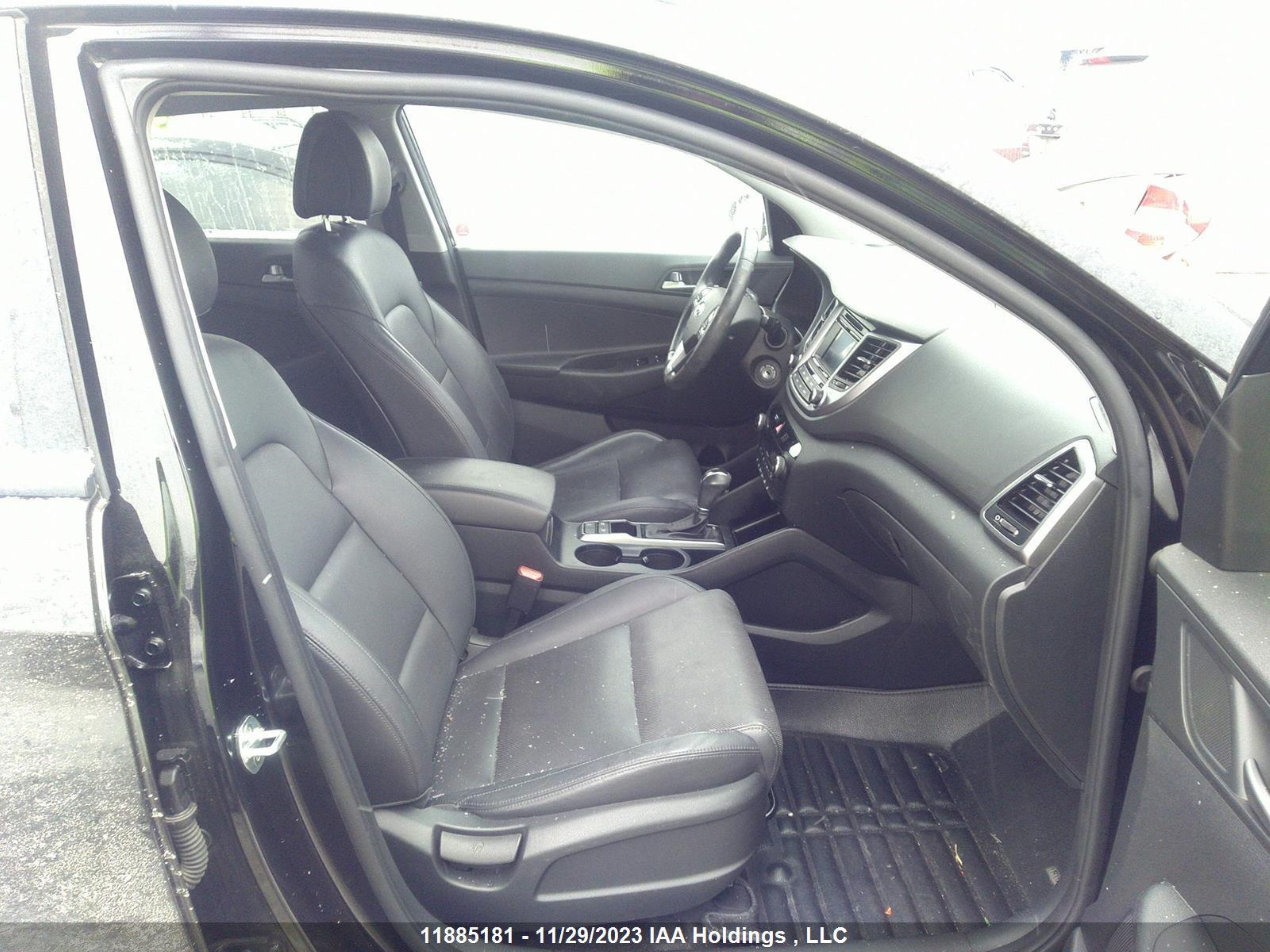 Photo 4 VIN: KM8J3CA46HU363336 - HYUNDAI TUCSON 