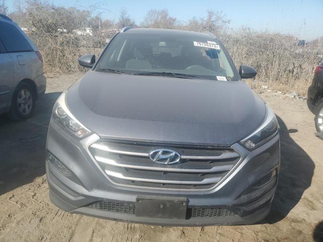 Photo 4 VIN: KM8J3CA46HU393663 - HYUNDAI TUCSON 