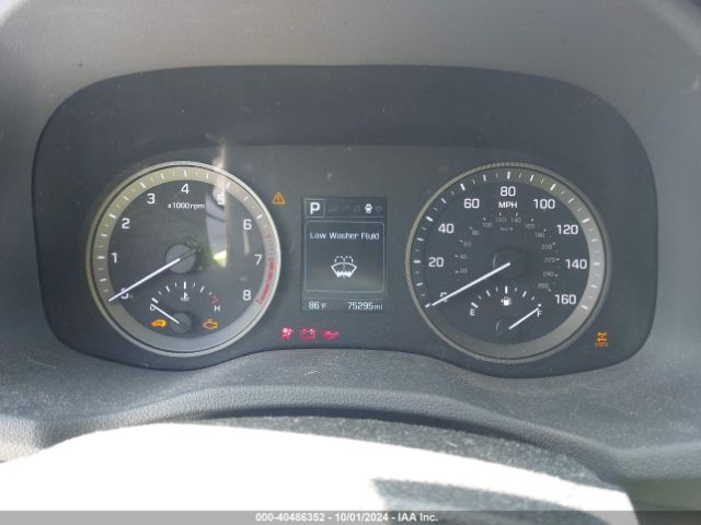 Photo 6 VIN: KM8J3CA46HU407464 - HYUNDAI TUCSON 