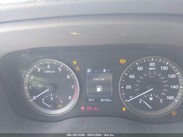 Photo 6 VIN: KM8J3CA46HU418464 - HYUNDAI TUCSON 