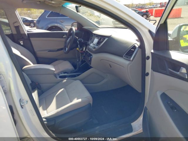 Photo 4 VIN: KM8J3CA46HU423034 - HYUNDAI TUCSON 