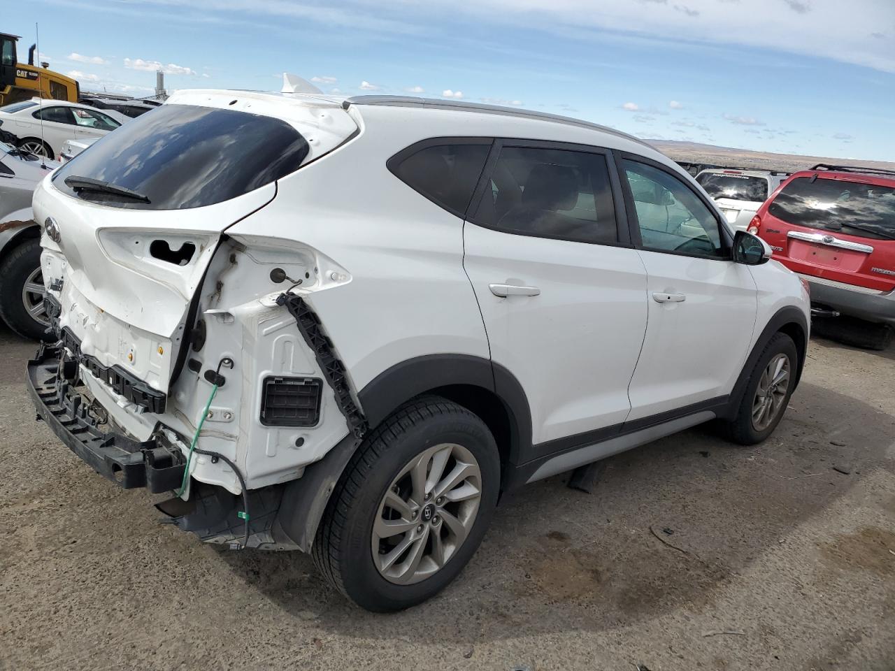 Photo 2 VIN: KM8J3CA46HU468071 - HYUNDAI TUCSON 