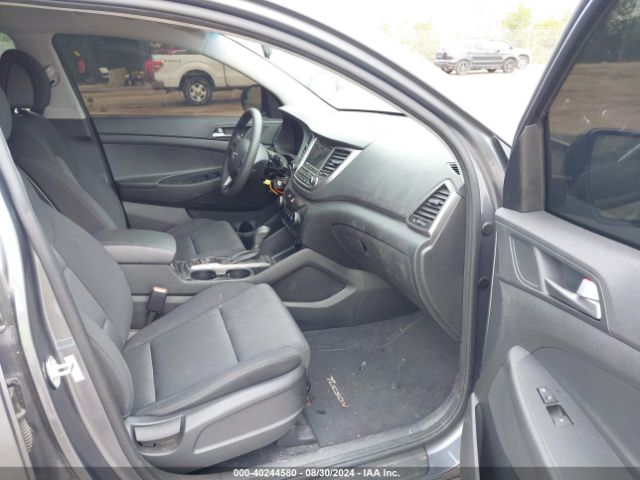 Photo 4 VIN: KM8J3CA46HU479782 - HYUNDAI TUCSON 