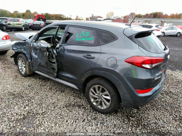 Photo 2 VIN: KM8J3CA46HU497425 - HYUNDAI TUCSON 