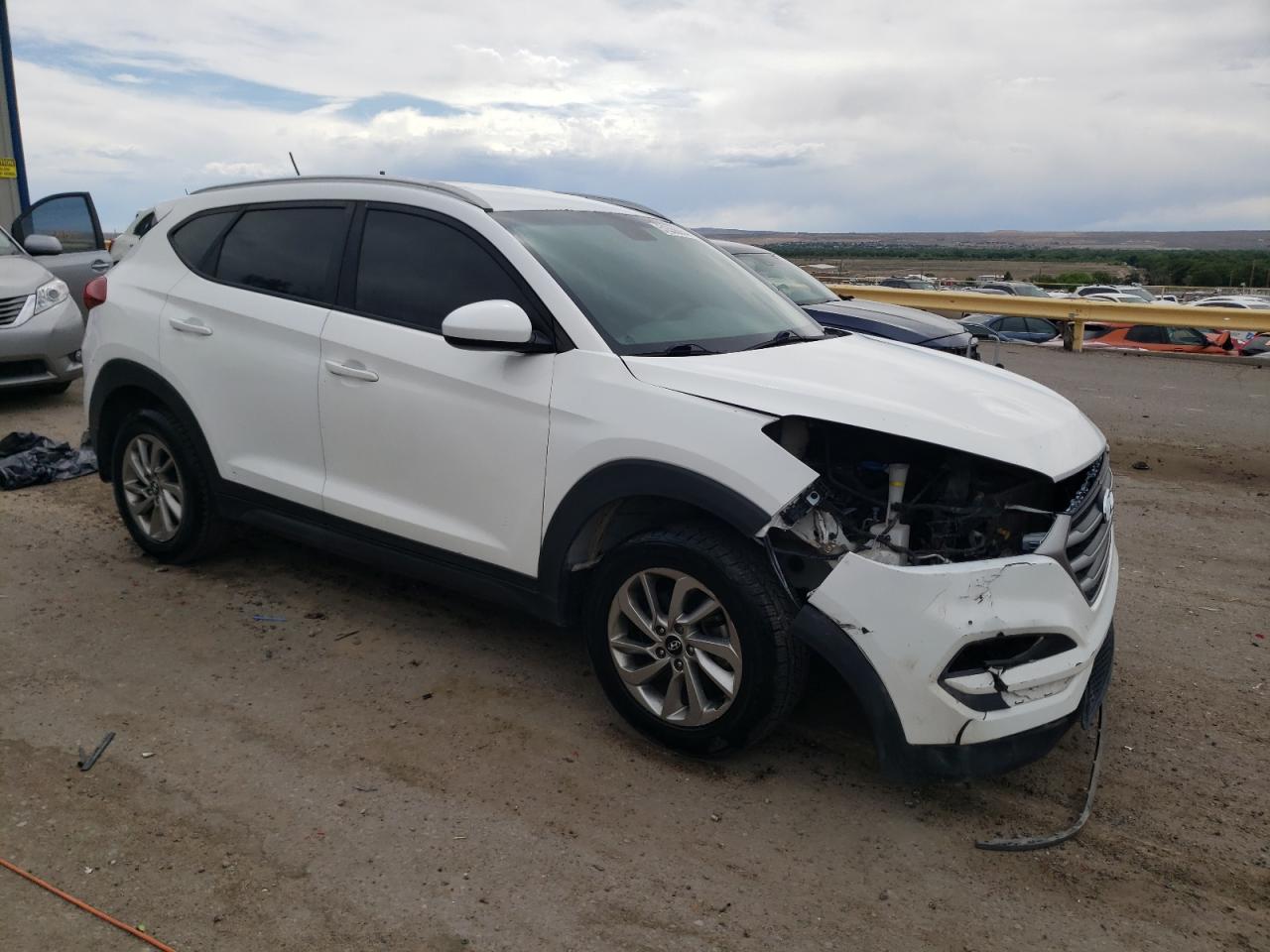 Photo 3 VIN: KM8J3CA46HU514627 - HYUNDAI TUCSON 