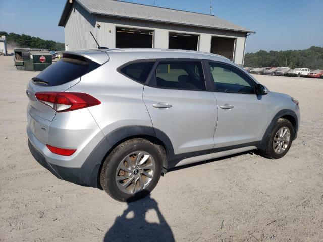 Photo 2 VIN: KM8J3CA46HU520394 - HYUNDAI TUCSON 