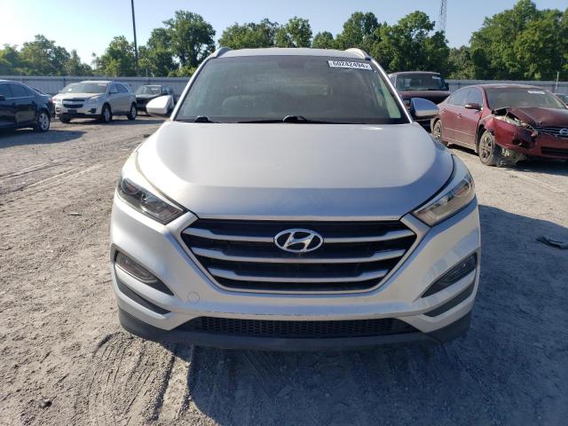 Photo 4 VIN: KM8J3CA46HU520394 - HYUNDAI TUCSON 