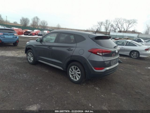 Photo 2 VIN: KM8J3CA46HU564587 - HYUNDAI TUCSON 