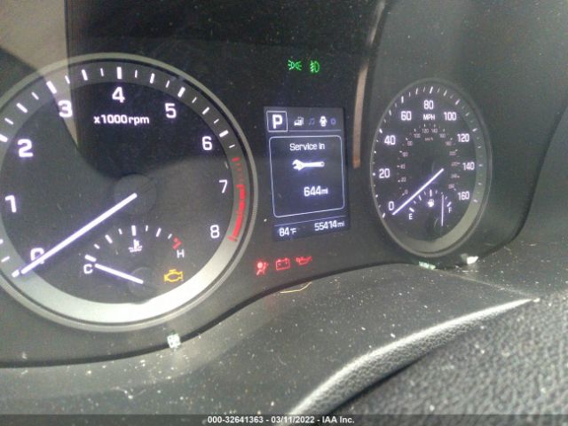 Photo 6 VIN: KM8J3CA46JU599183 - HYUNDAI TUCSON 