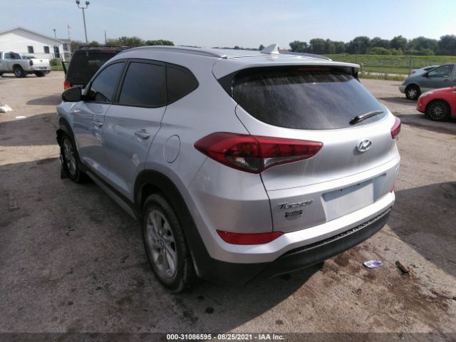 Photo 2 VIN: KM8J3CA46JU606682 - HYUNDAI TUCSON 