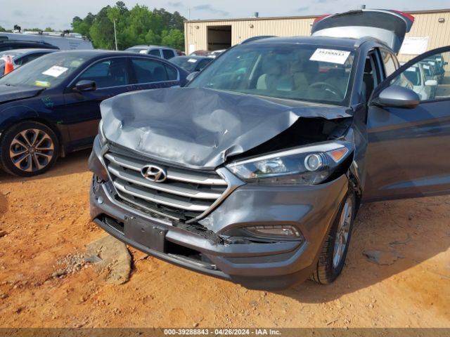 Photo 5 VIN: KM8J3CA46JU680751 - HYUNDAI TUCSON 