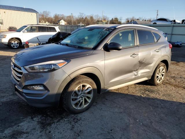 Photo 0 VIN: KM8J3CA46JU716910 - HYUNDAI TUCSON 