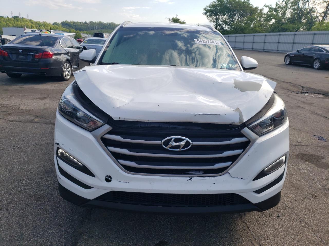 Photo 4 VIN: KM8J3CA46JU727938 - HYUNDAI TUCSON 