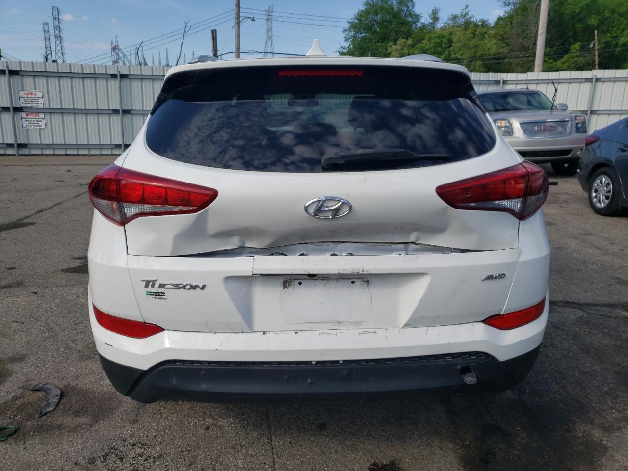 Photo 5 VIN: KM8J3CA46JU727938 - HYUNDAI TUCSON 