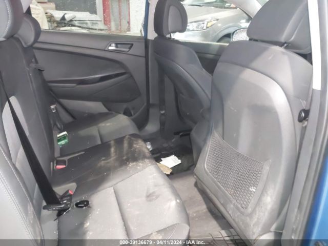 Photo 7 VIN: KM8J3CA46JU738745 - HYUNDAI TUCSON 