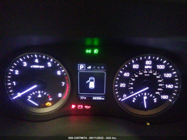 Photo 6 VIN: KM8J3CA46JU755660 - HYUNDAI TUCSON 