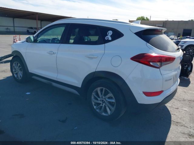 Photo 2 VIN: KM8J3CA46JU825402 - HYUNDAI TUCSON 