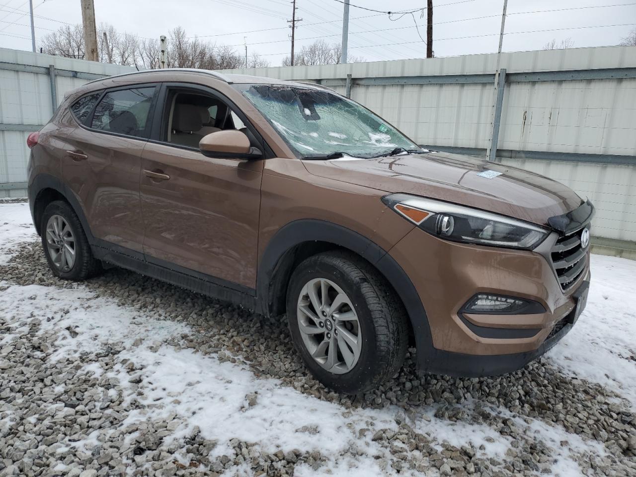 Photo 3 VIN: KM8J3CA47GU139278 - HYUNDAI TUCSON 