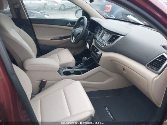 Photo 4 VIN: KM8J3CA47HU315425 - HYUNDAI TUCSON 