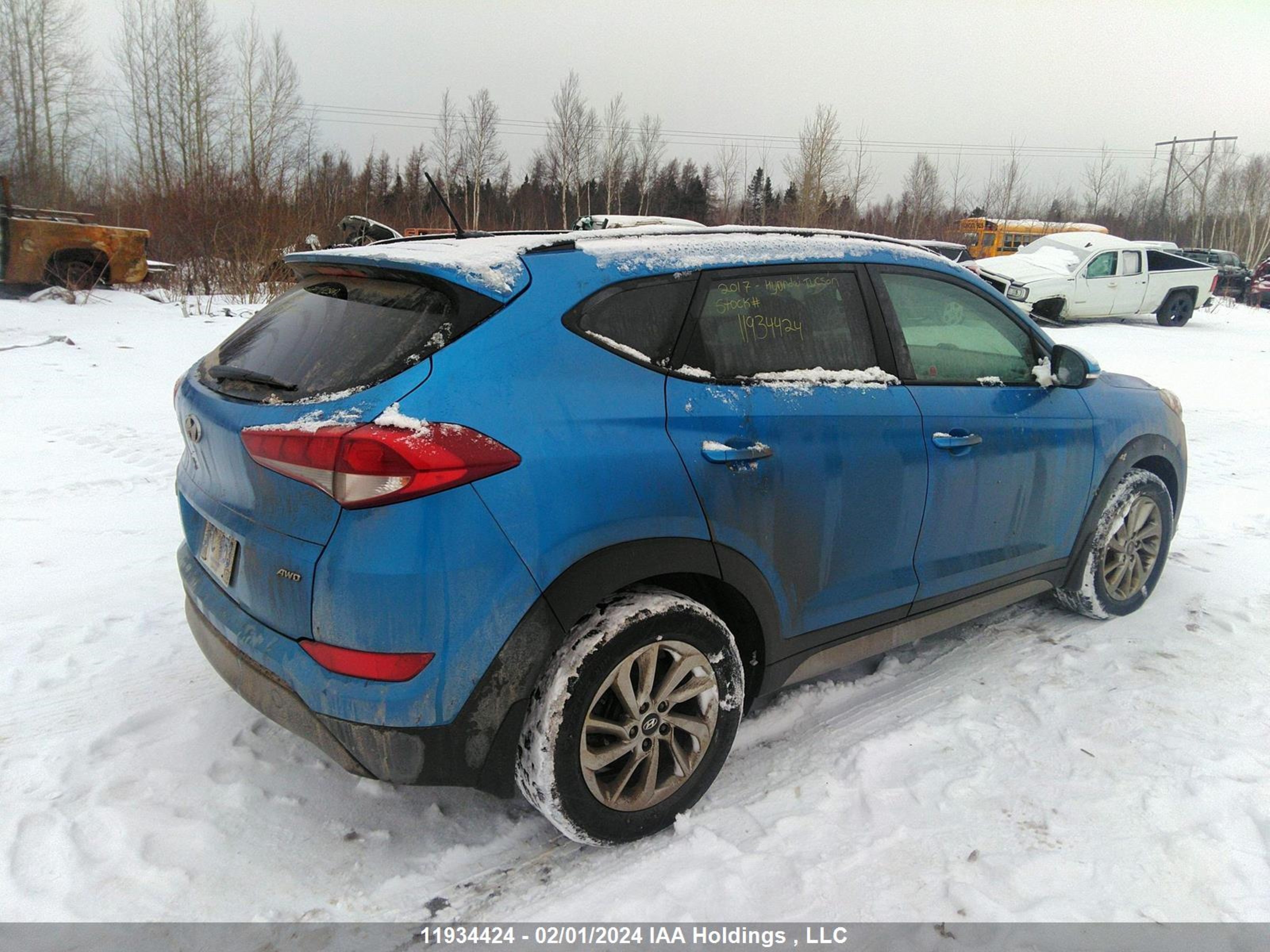 Photo 3 VIN: KM8J3CA47HU317207 - HYUNDAI TUCSON 