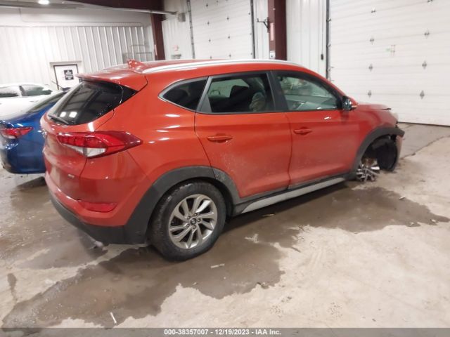 Photo 3 VIN: KM8J3CA47HU455412 - HYUNDAI TUCSON 