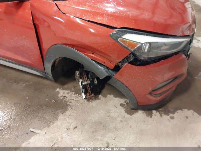 Photo 5 VIN: KM8J3CA47HU455412 - HYUNDAI TUCSON 