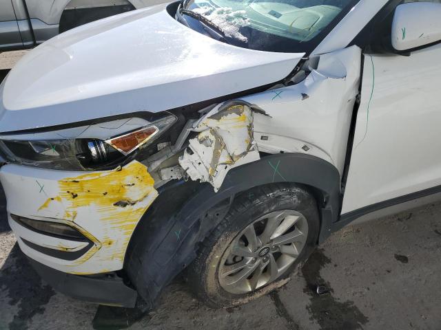 Photo 8 VIN: KM8J3CA47HU484117 - HYUNDAI TUCSON LIM 