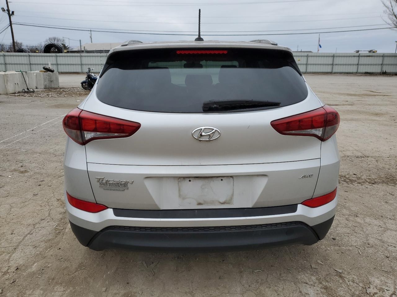 Photo 5 VIN: KM8J3CA47HU484280 - HYUNDAI TUCSON 