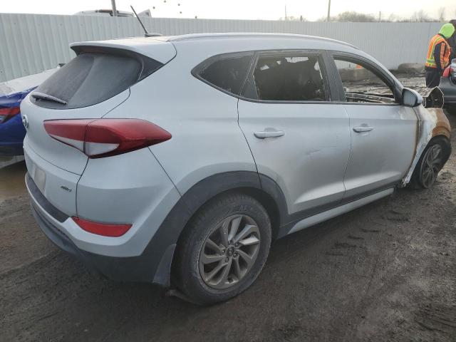 Photo 2 VIN: KM8J3CA47HU555445 - HYUNDAI TUCSON 