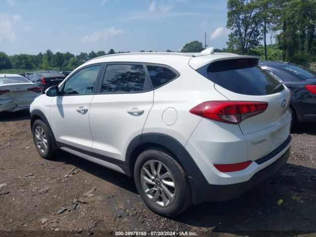 Photo 2 VIN: KM8J3CA47JU631848 - HYUNDAI TUCSON 