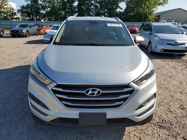 Photo 4 VIN: KM8J3CA47JU717290 - HYUNDAI TUCSON SEL 