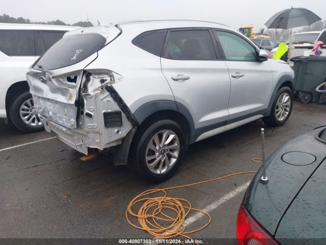 Photo 3 VIN: KM8J3CA47JU719590 - HYUNDAI TUCSON 